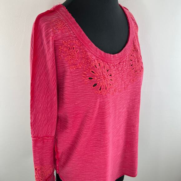 Free People Intimately Pink Long Sleeve Eyelet Back Cut-Out Cotton Top Size XS - Picture 2 of 9